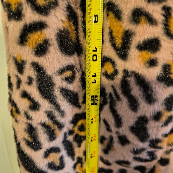 NWT Girl's Leopard Print Vest - Picture 2 of 4